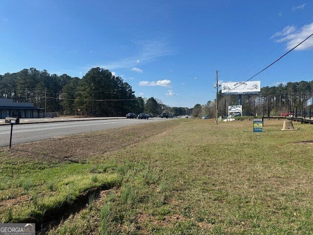 More Photos Of 3336 N Expressway, Griffin Industrial For Sale