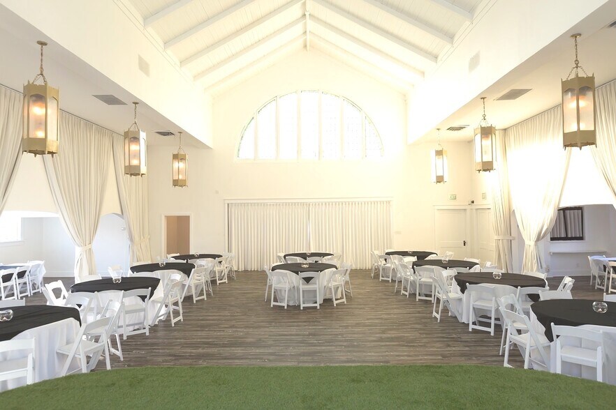 More Photos Of 4908 York Blvd, Los Angeles Lodge Meeting Hall For Lease