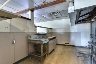 More Photos Of 9201 N 30th St, Omaha General Retail For Sale