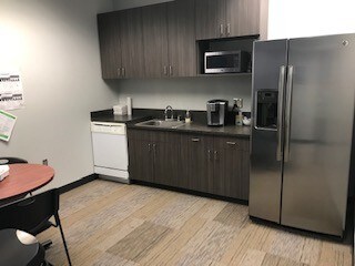 More Photos Of 2 Carlson Pky, Plymouth Office For Lease