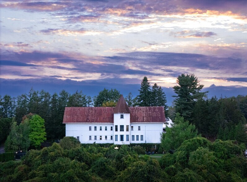 More Photos Of 30 Tyler Rd, Waterville Lodge Meeting Hall For Sale