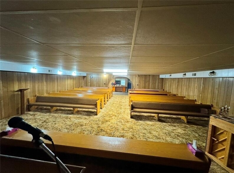 More Photos Of 1203 S Glenwood Ave, Russellville Religious Facility For Sale
