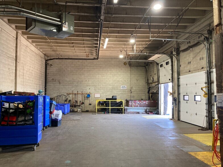 More Photos Of 700 Garfield Ave, Duluth Freestanding For Sale