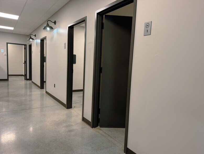More Photos Of 1713 S Peoria Ave, Tulsa Medical For Lease