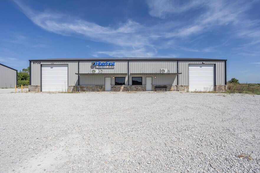 More Photos Of 5840 N FM 51, Weatherford Unknown For Lease