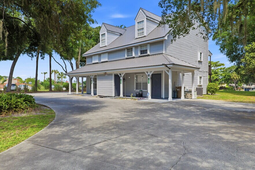 More Photos Of 207 SE 6th Ave, Okeechobee Multifamily For Sale