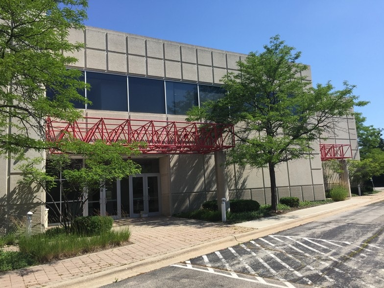 More Photos Of 550 Lake Cook Rd, Deerfield Sports And Entertainment For Sale