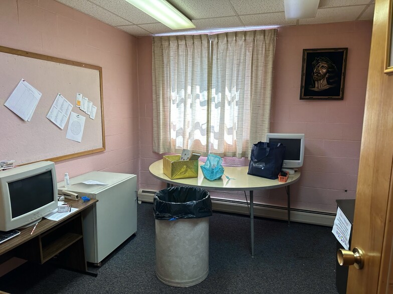 More Photos Of 12619 New Row Rd NW, Mount Savage Specialty For Sale