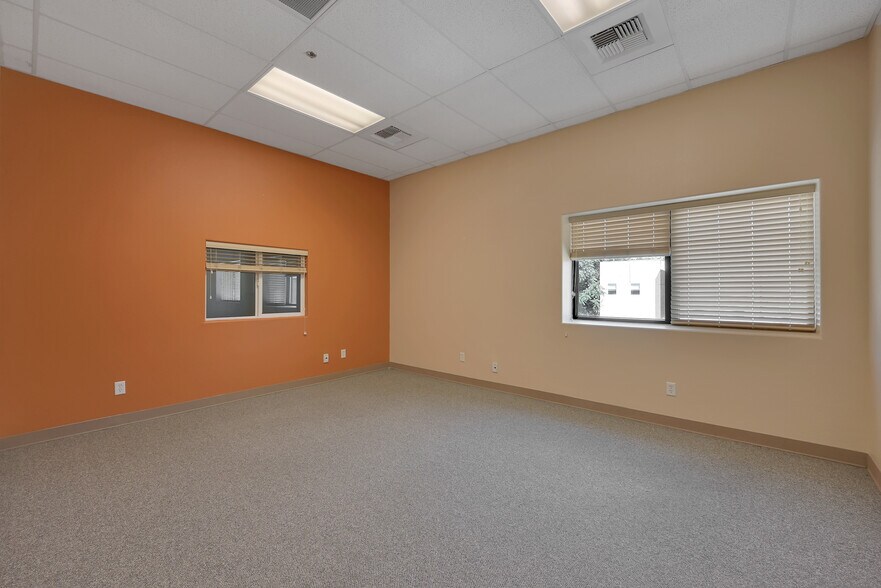 More Photos Of 103 D St, Marysville Office Residential For Sale