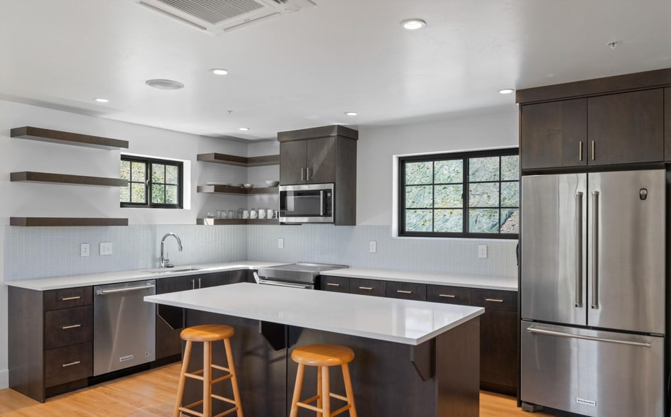 More Photos Of 1200 W Lori Ln, Kamas Flex For Sale