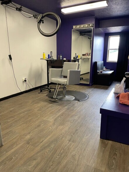 More Photos Of 5440 Executive Pl, Jackson Office For Sale