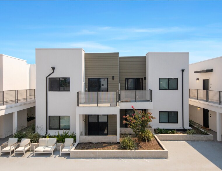 More Photos Of 1300 W Mission Blvd, Pomona Apartments For Sale