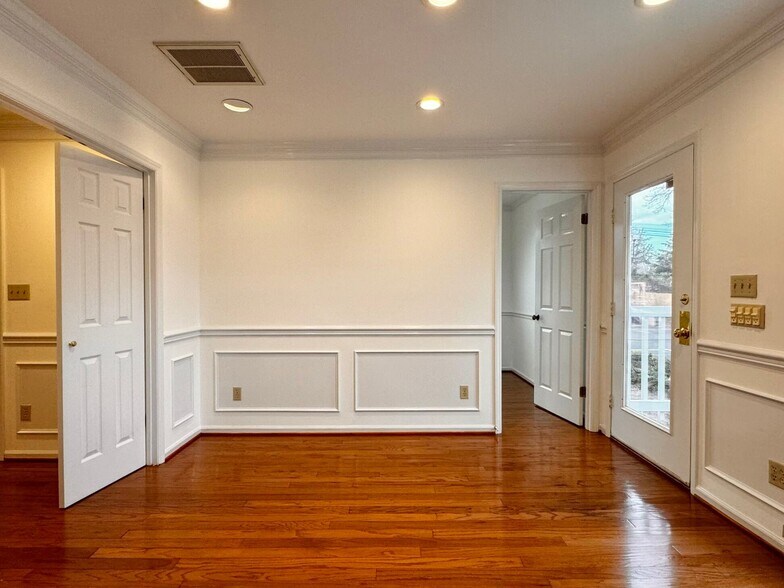 More Photos Of 2820 Hydraulic Rd, Charlottesville Apartments For Lease