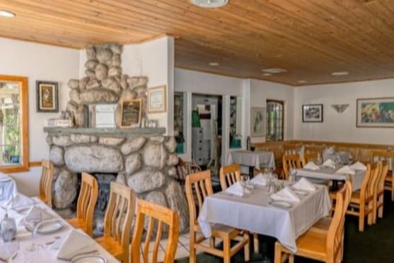 More Photos Of 12625 Sierra Hwy, Santa Clarita Restaurant For Sale