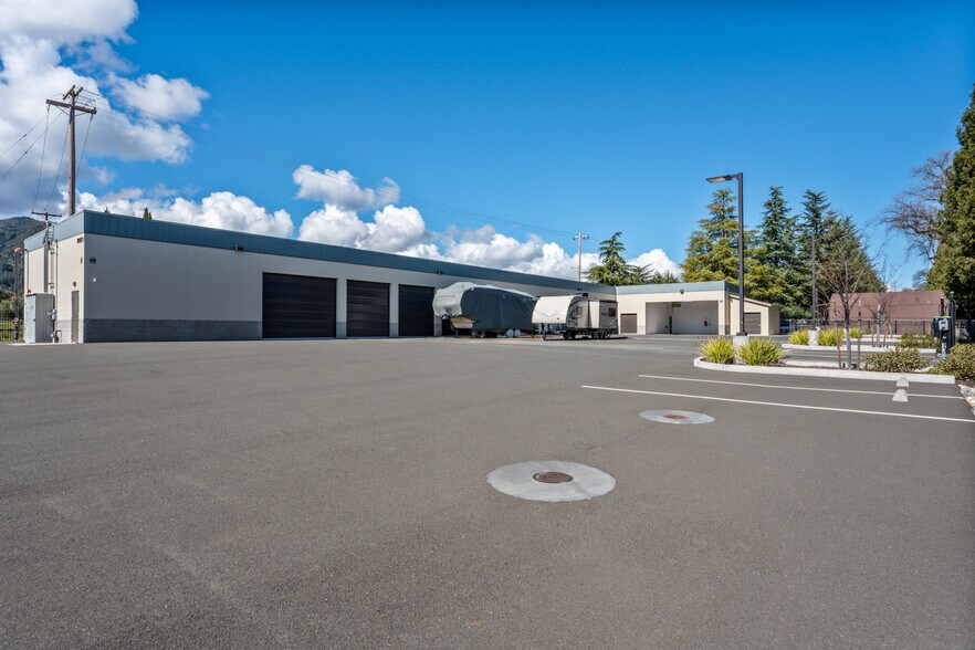 More Photos Of 1117 Commerce Dr, Ukiah Industrial For Sale