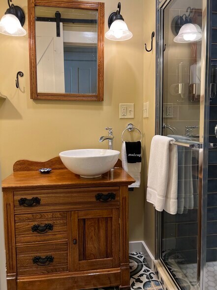 More Photos Of 399 Depot St, Proctorsville Hospitality For Sale