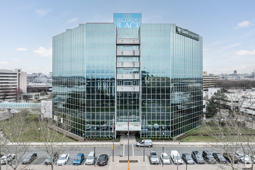 More Photos Of 500 Plaza Dr, Secaucus Office For Lease