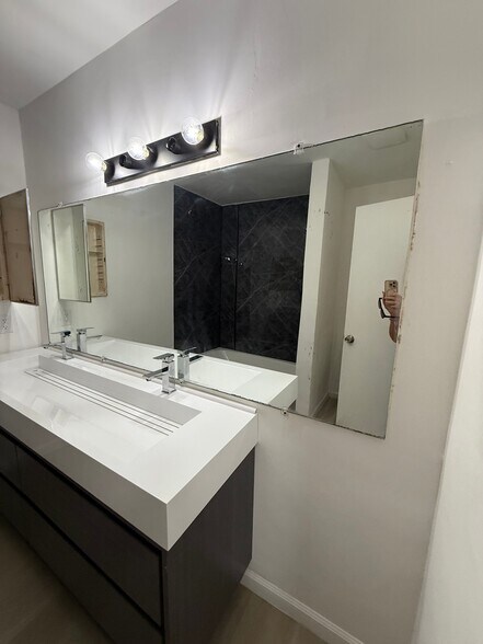 More Photos Of 3617 W 60th, Los Angeles Apartments For Sale