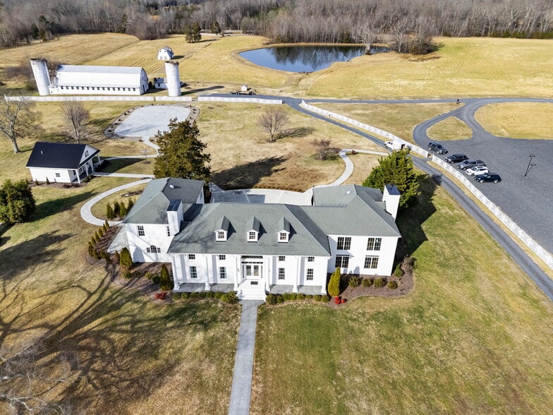 More Photos Of 54 Northfield Rd, Cumberland Specialty For Sale