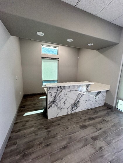 More Photos Of 3060 N Mariposa St, Fresno Medical For Lease