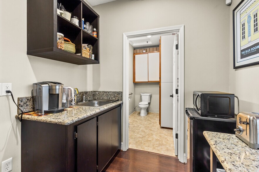 More Photos Of 669 Palmetto Ave, Chico Office For Sale