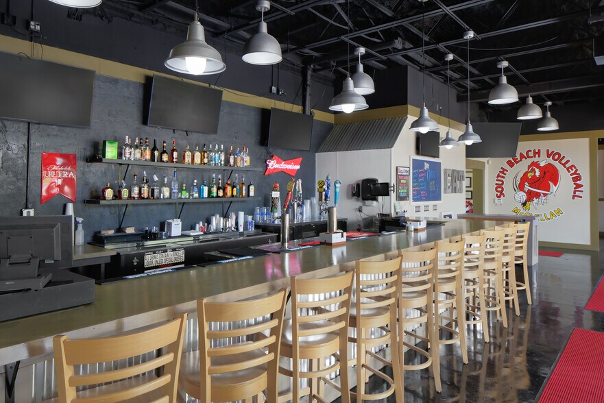 More Photos Of 100 Symphony Way, Anniston Sports And Entertainment For Sale