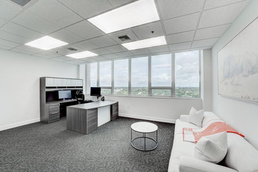 More Photos Of 2455 E Sunrise Blvd, Fort Lauderdale Loft Creative Space For Lease