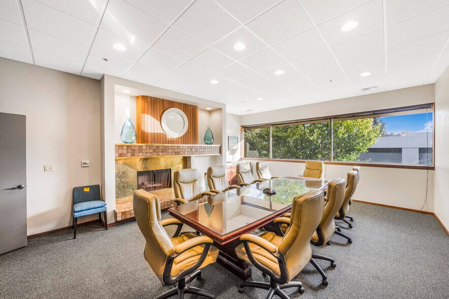 More Photos Of 2029 Village Ln, Solvang Medical For Sale