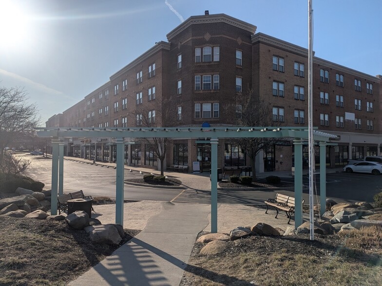 More Photos Of 235 E State St, West Lafayette Apartments For Lease