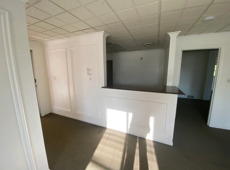 More Photos Of 26440 Southfield Rd, Lathrup Village Office For Lease