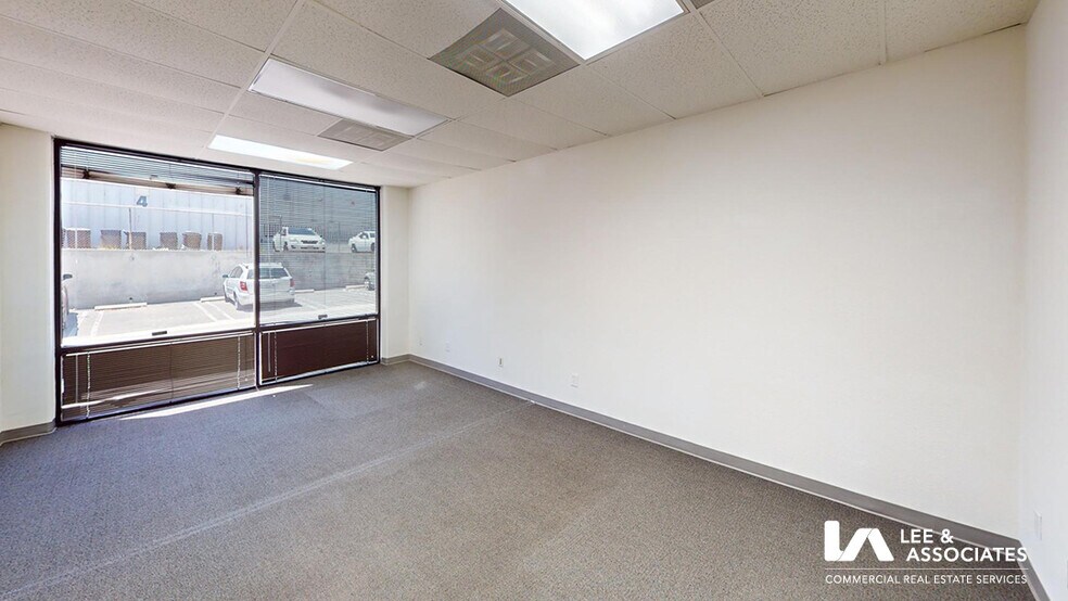 More Photos Of 2698 Junipero Ave, Long Beach Light Distribution For Lease