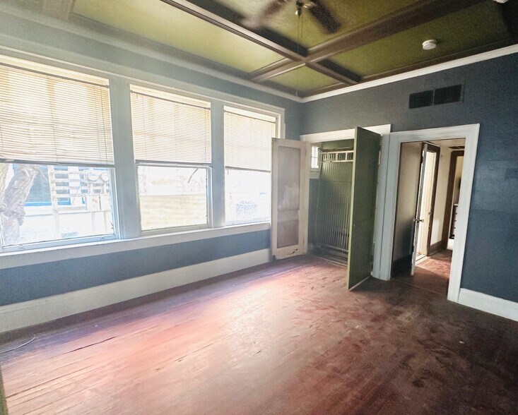 More Photos Of 183 Lake Morton Dr, Lakeland Multifamily For Sale