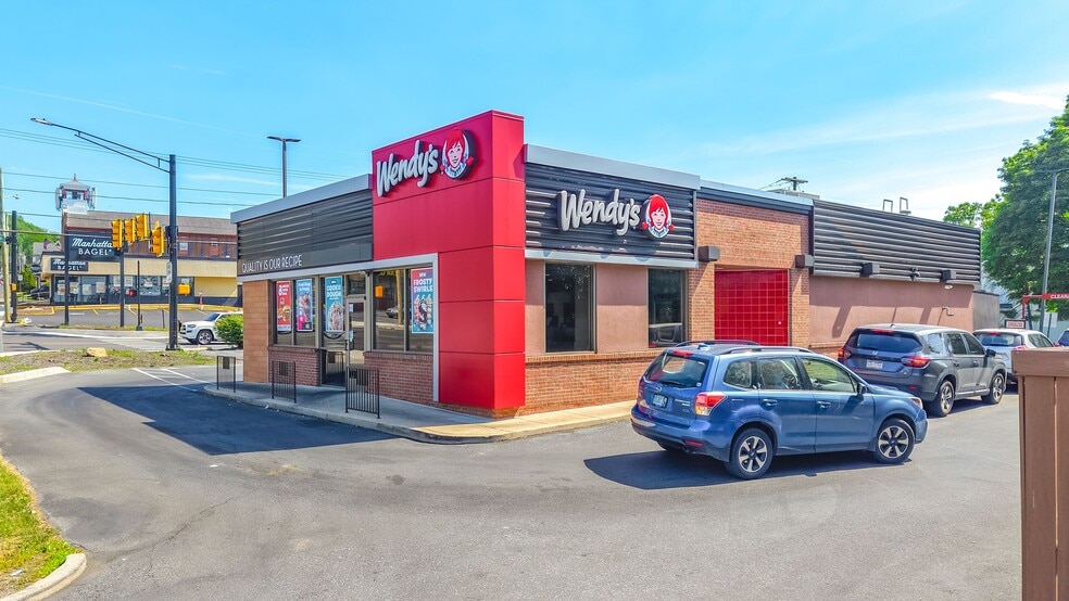 Primary Photo Of 401 W Emaus Ave, Allentown Fast Food For Sale