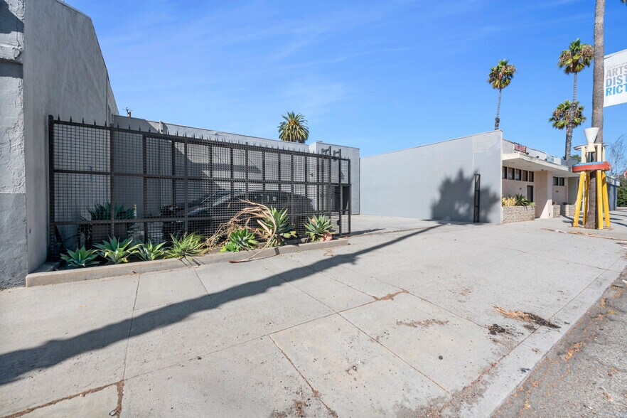 More Photos Of 5801 Washington Blvd, Culver City Office For Lease