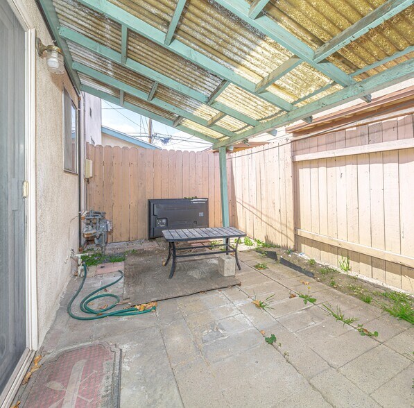 More Photos Of 10921 Walnut St, Los Alamitos Apartments For Sale