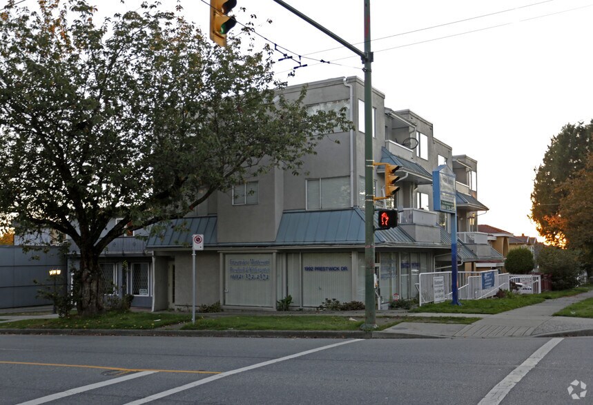 More Photos Of 1982-1992 Prestwick Dr, Vancouver Storefront Retail Residential For Sale