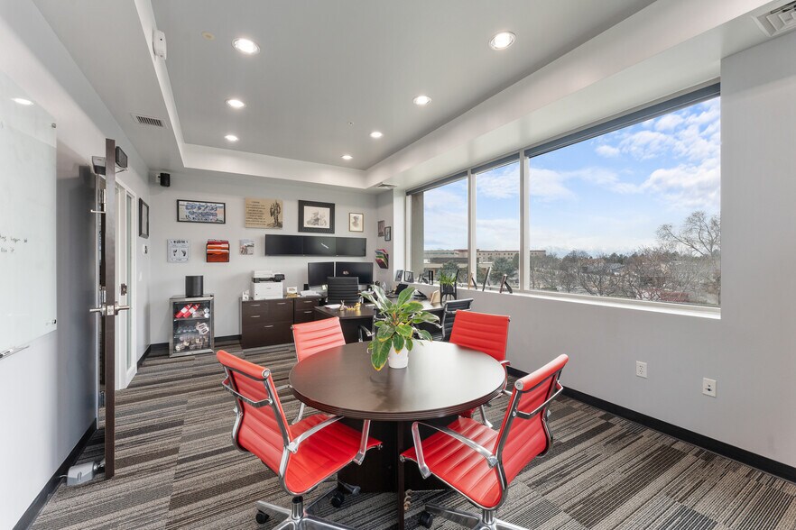 More Photos Of 512 W 800 N, Orem Medical For Lease