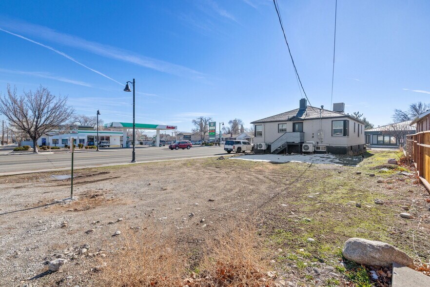 More Photos Of 943 S Wells Ave, Reno Specialty For Sale