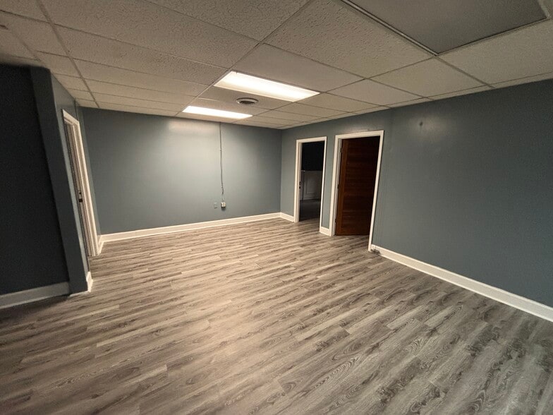 More Photos Of 1798 Montreal Cir, Tucker Office For Sale