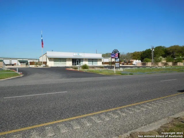 More Photos Of 8603 U.S. 281 N, Spring Branch Research And Development For Sale