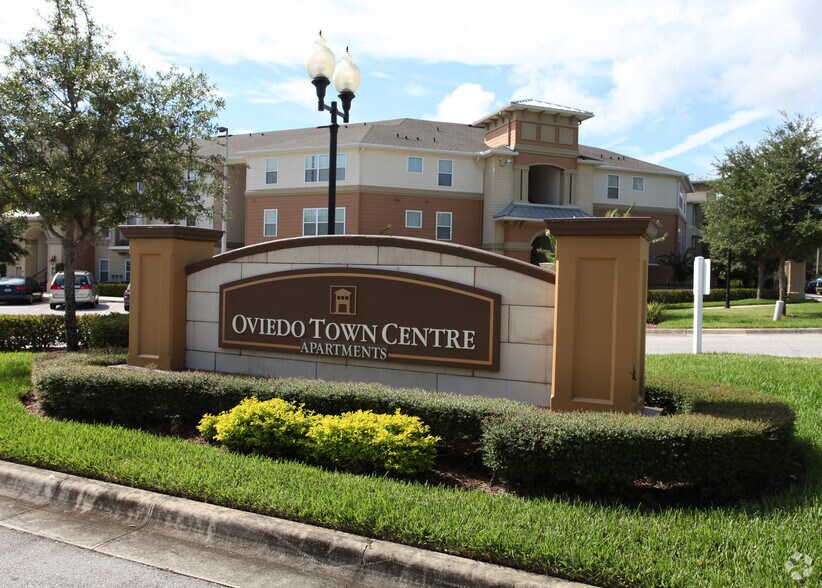 More Photos Of 450 Fontana Cir, Oviedo Apartments For Lease