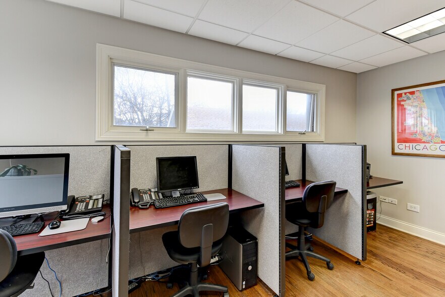 More Photos Of 103 E Ogden Ave, Clarendon Hills Medical For Sale