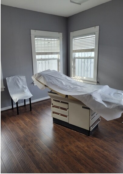 More Photos Of 5255 W Sunset Blvd, Los Angeles Medical For Lease