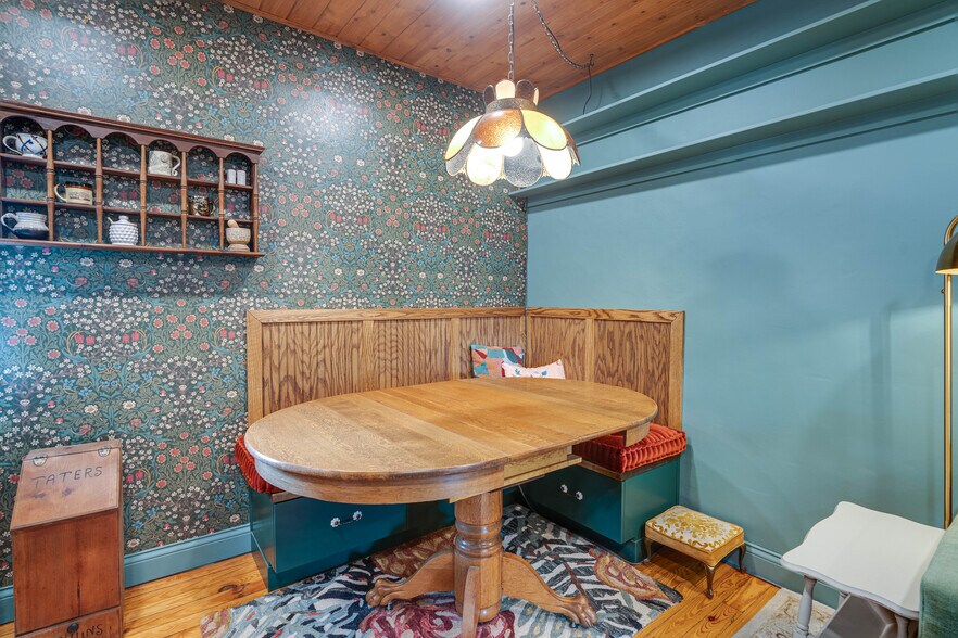 More Photos Of 4301 Washington Pike, Knoxville Office Residential For Sale