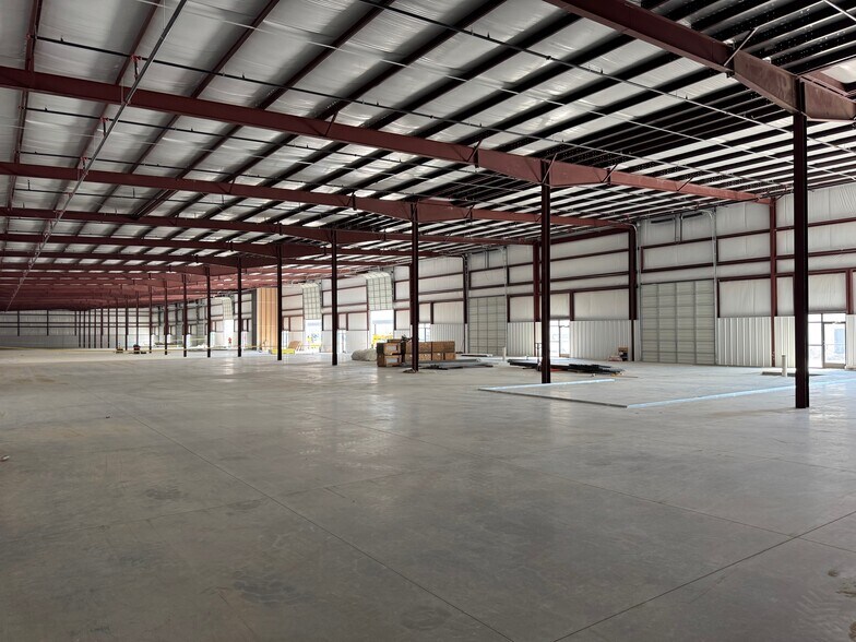 More Photos Of 6240 E 15th St, Tulsa Unknown For Lease