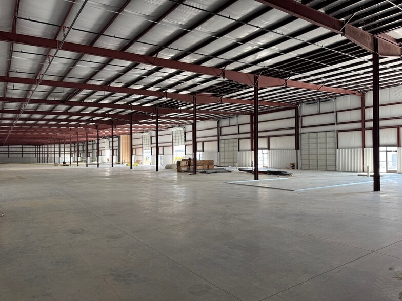 More Photos Of 6240 E 15th St, Tulsa Unknown For Lease