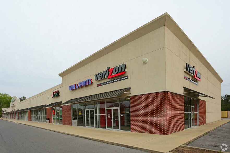 Primary Photo Of 954 Gilbert Ferry Rd SE, Attalla Unknown For Lease
