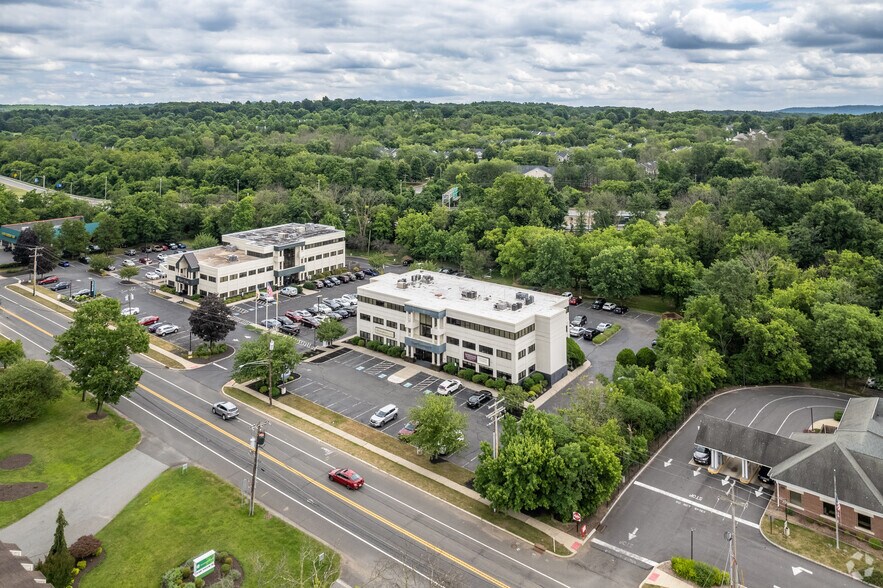 More Photos Of 54 Old Highway 22, Clinton Township Office For Lease