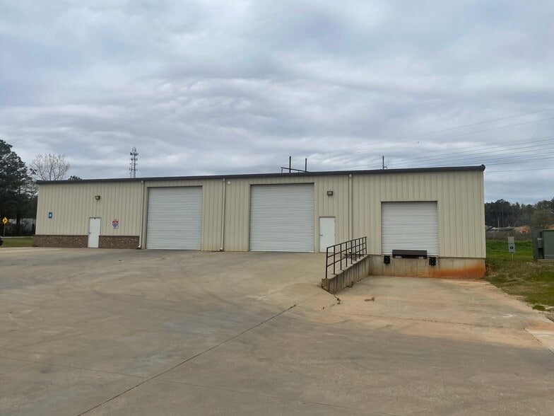 Primary Photo Of 80 Cook Rd, Covington Warehouse For Lease