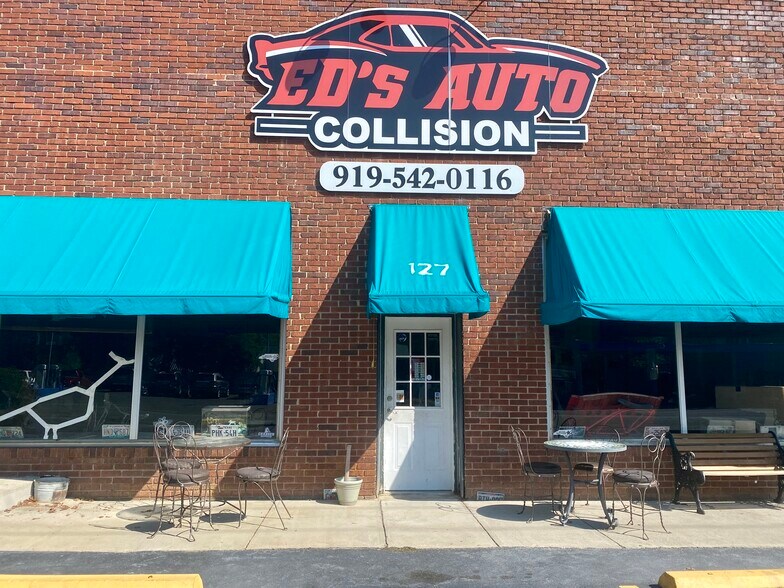 More Photos Of 127 Thompson St, Pittsboro Auto Repair For Lease